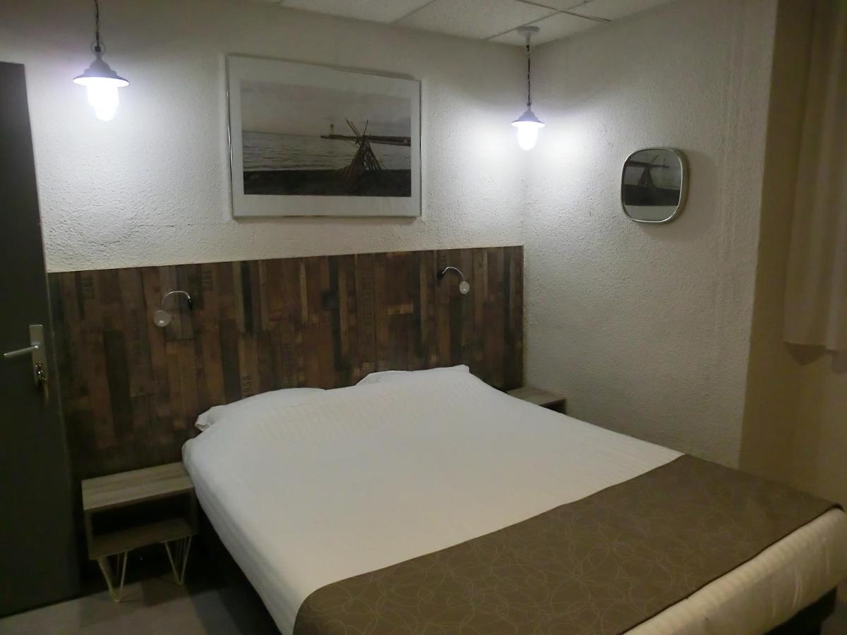 Hotel Sur Le Quai بورت-فوندر المظهر الخارجي الصورة
